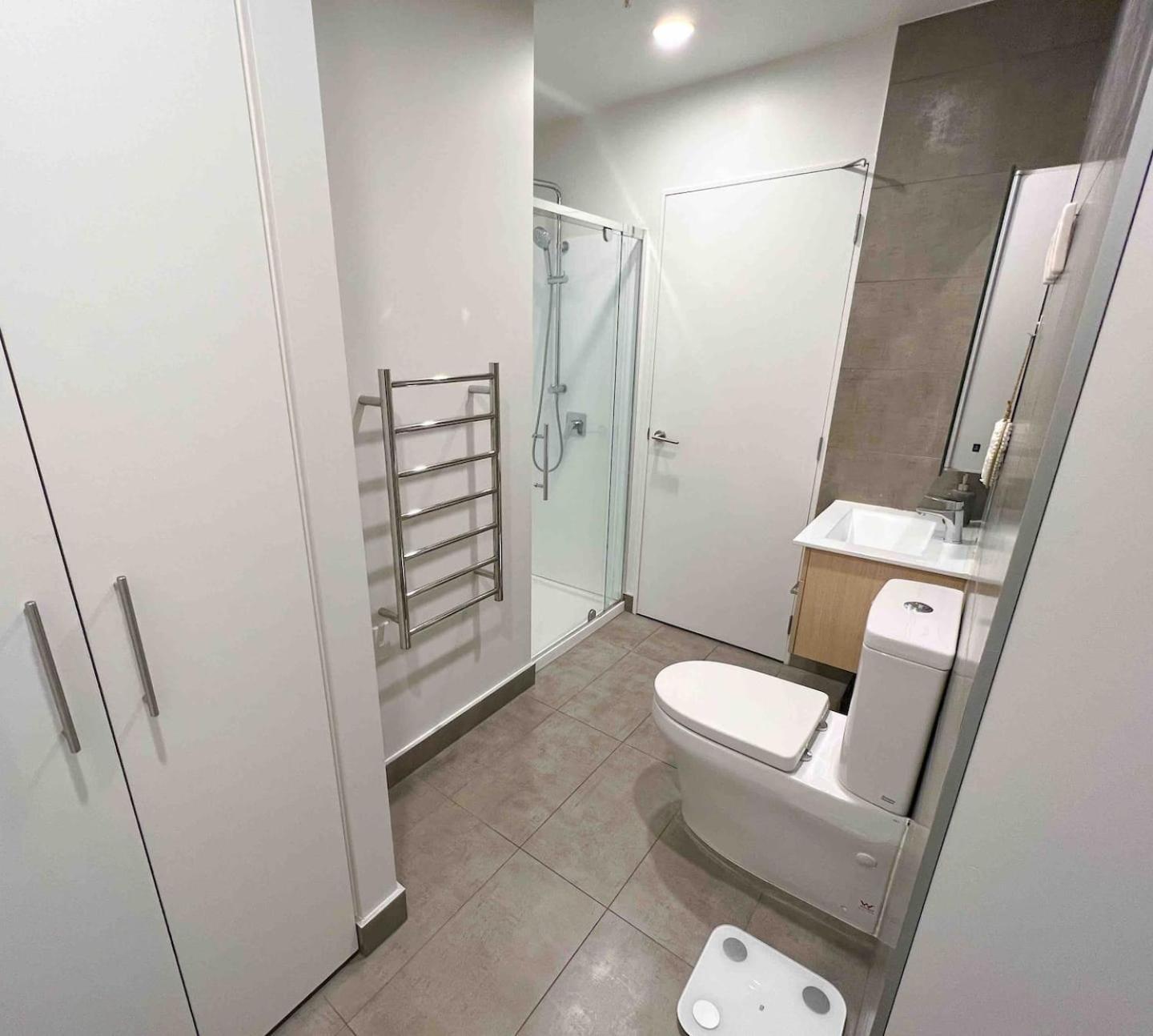 2 Bedroom High Class Perfectly Located Apartment Окленд Экстерьер фото
